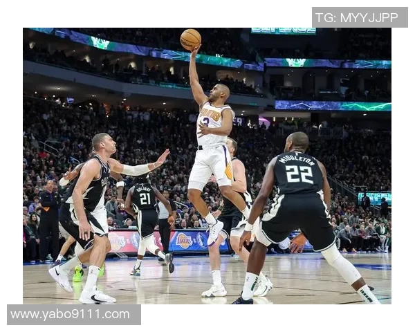 2019年NBA雷霆与雄鹿激战回顾：明星球员的精彩对决与战术分析