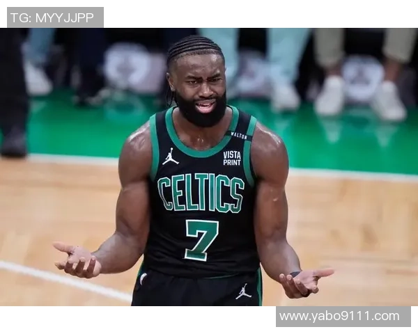 杰伦布朗：从篮球新星到NBA顶级球员的成长之路